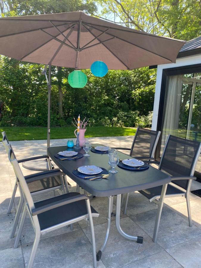 Luxe En Gezellig Chalet Aan Veluwemeer 4 Pers Hulshorst Eksteriør billede