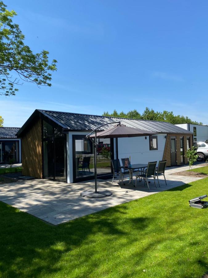 Luxe En Gezellig Chalet Aan Veluwemeer 4 Pers Hulshorst Eksteriør billede